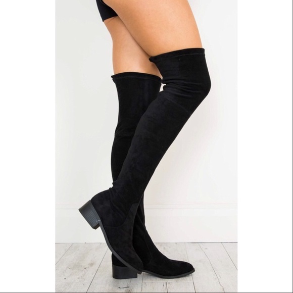 Last Pair ‼️ Black Stretchy Over The Knee Boots - Picture 2 of 7